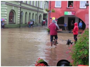 OverstromingLesna2010-096